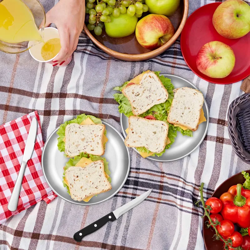 Set da Picnic in Acciaio Inox  - Outdoor Camping Warehouse recensione e prezzo
